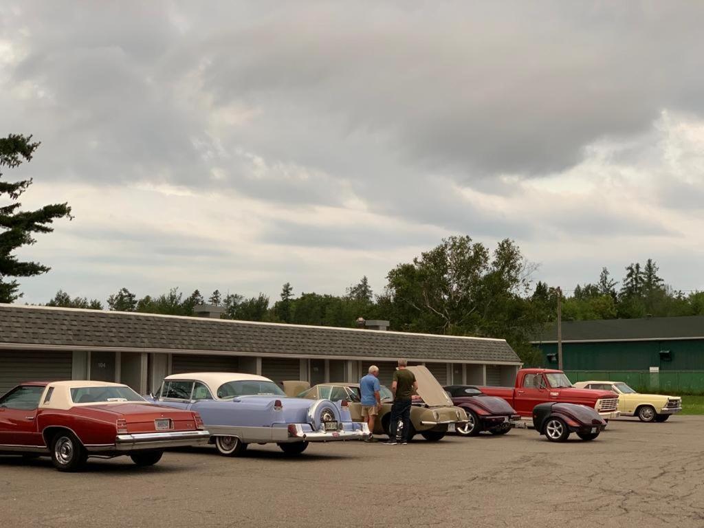 Ambassador Motel Sault Ste. Marie Exterior foto