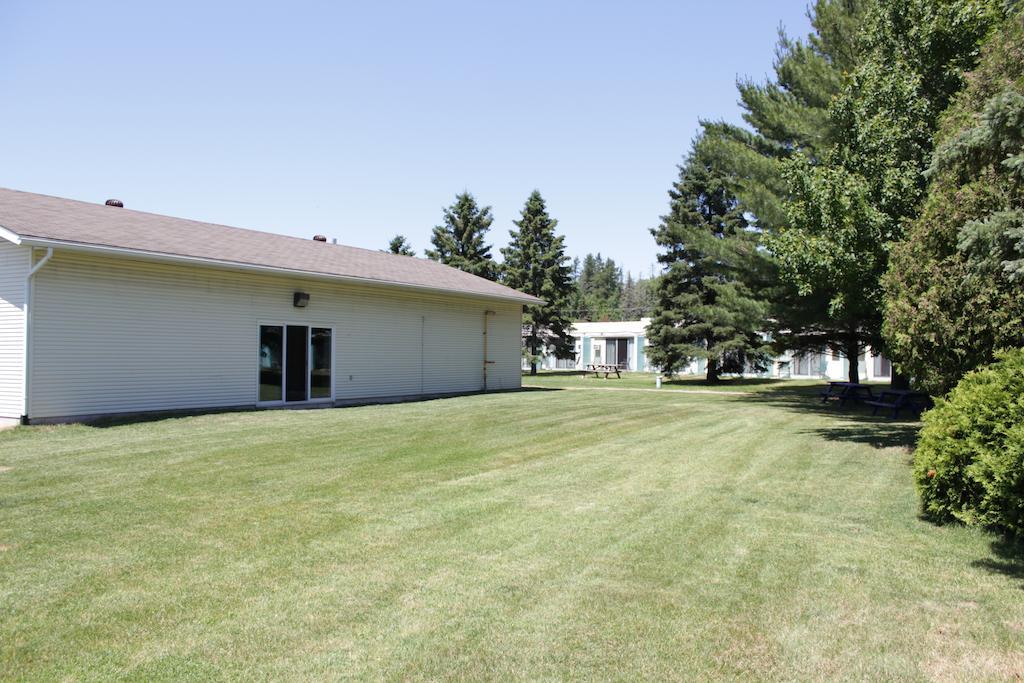 Ambassador Motel Sault Ste. Marie Exterior foto